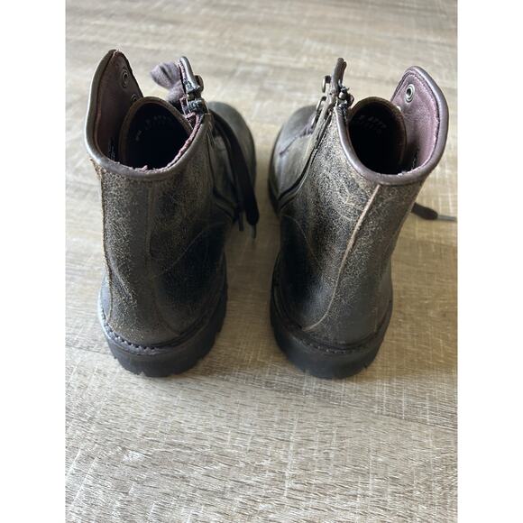Allen Edmonds Higgins Mill Weatherproof Zip Lug Boot Brown 9.5 D USA main image 12